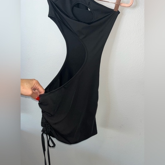* SOLD * Sorelle UK Rhea Cut Out Mini Dress Black Size XS - Picture 9 of 16